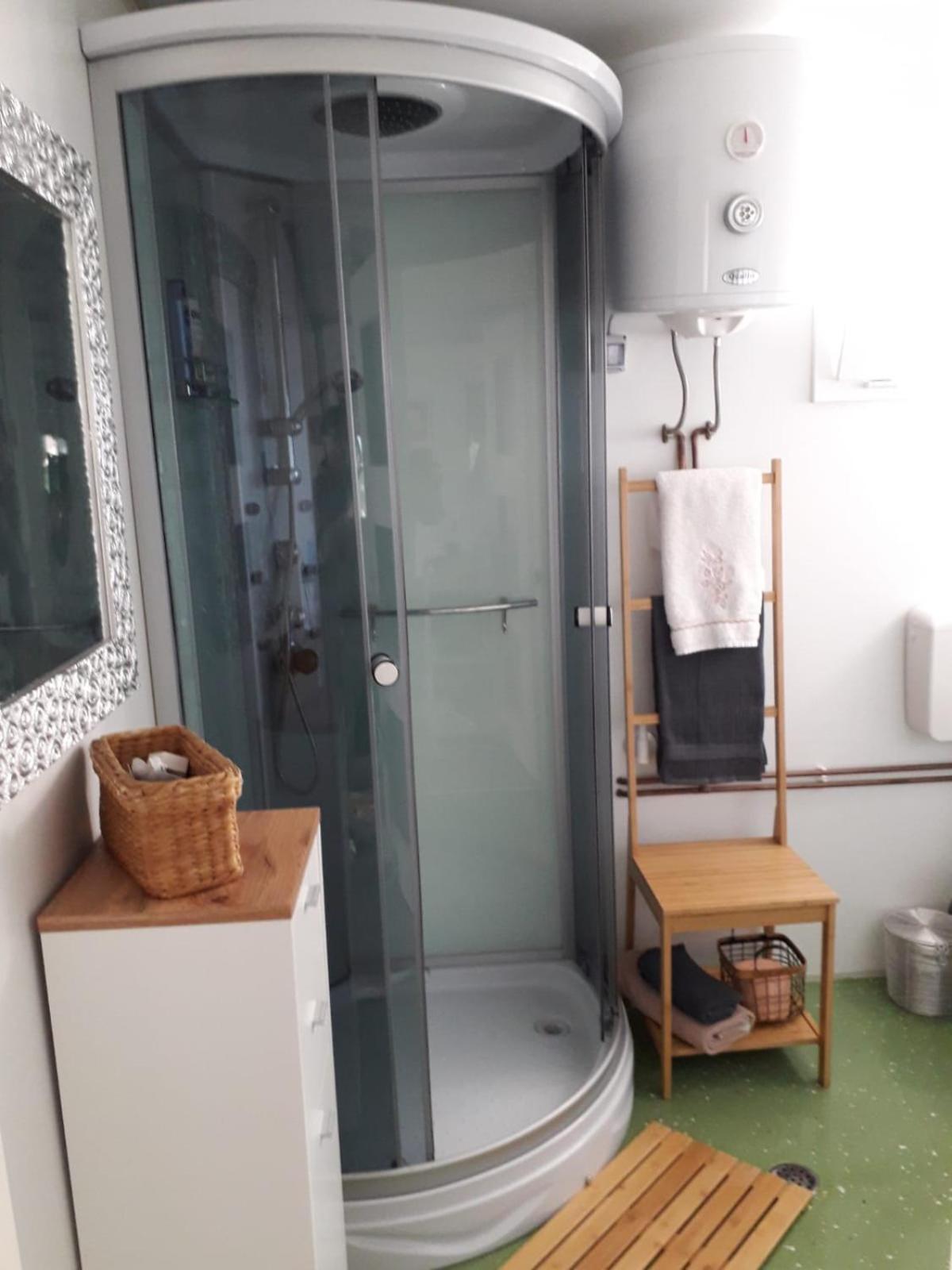 Studio Apartment Rosemary Ровінь Екстер'єр фото